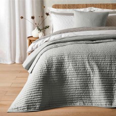 Quilted Lines Bedspread 220 x 230cm