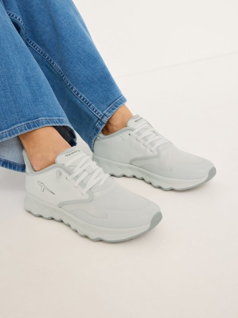 Tamaris Trainer