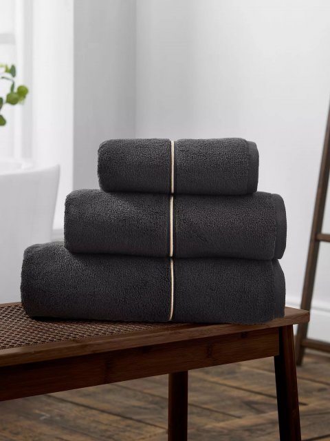 Zero Twist Satin Stitch Towel