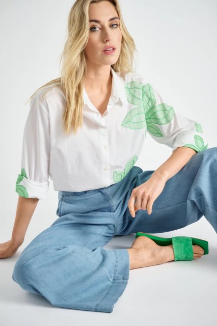 Marie Mero Shirt with green flower