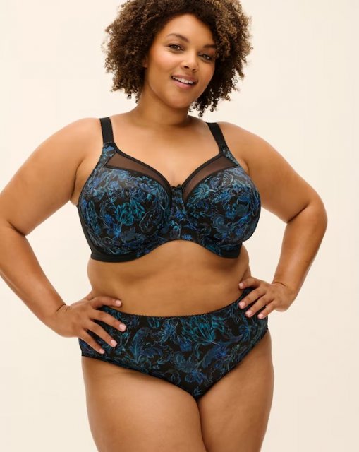 Goddess Kayla Brief